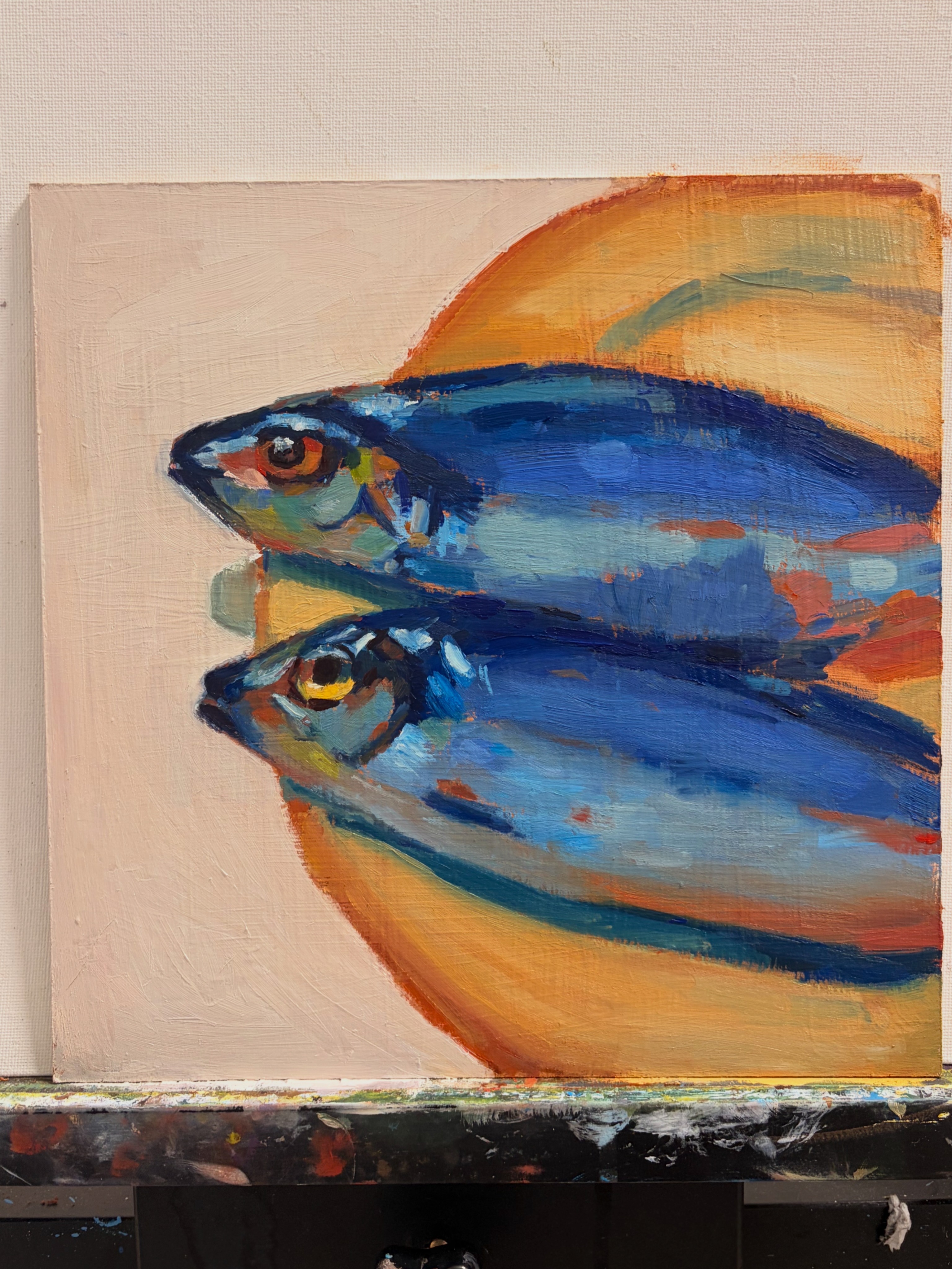 picture of 2 blue fish on a plate